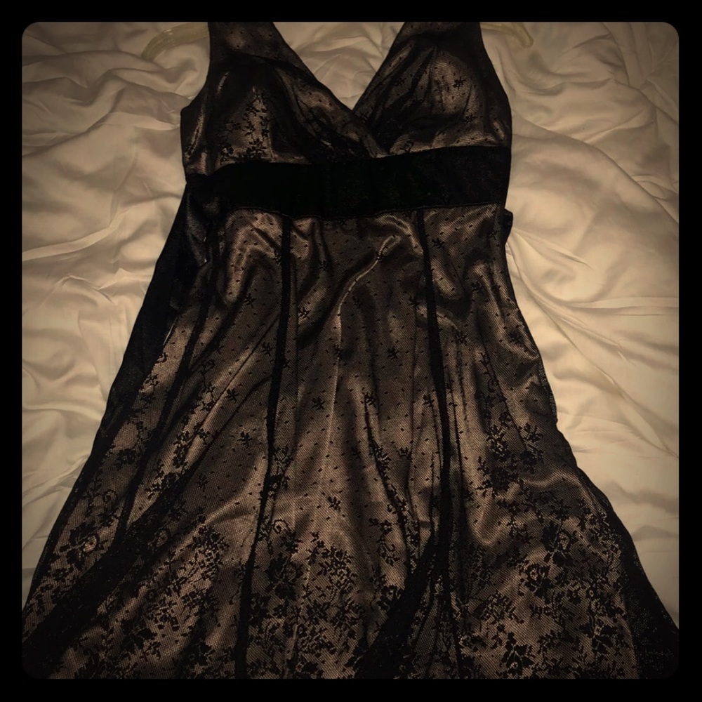 Flower lace black dress